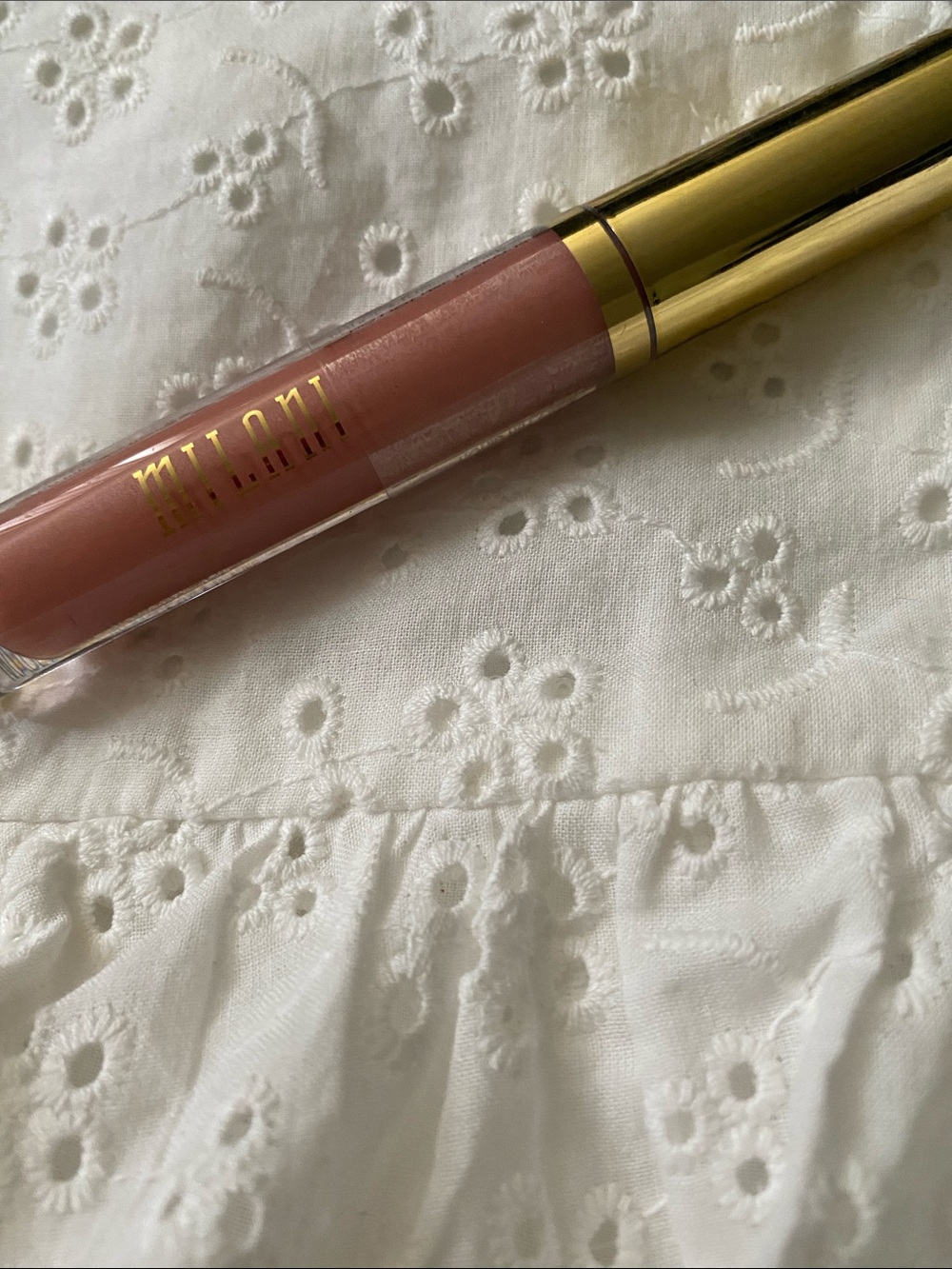 Milani Amore Shine shade 01 Delight New whit out box